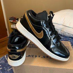 Jordan 1 low sz 8